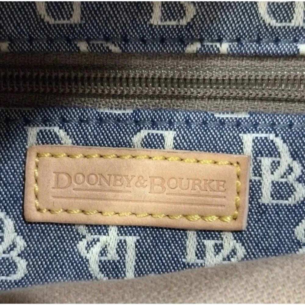 Dooney & Bourke vintage dooney